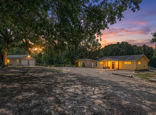 111 Private Road 6980, Alba, TX 75410