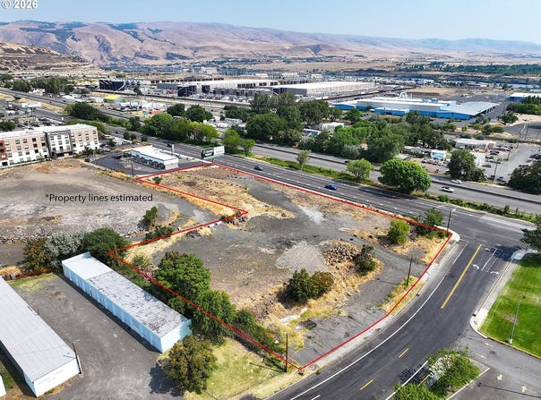 707 SNIPES St, TheDalles, OR 97058