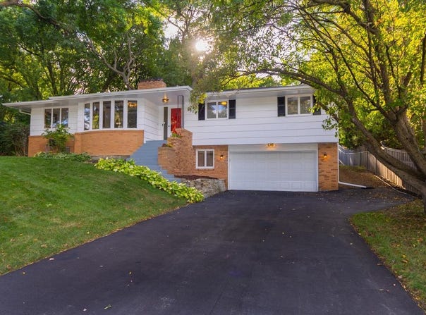 6700 Hillside Lane, Edina, MN 55439