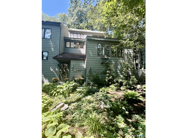 427 Trailsend Drive, Torrington, CT 06790