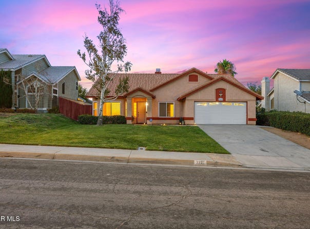 3227 Willowbrook Avenue, Palmdale, CA 93551
