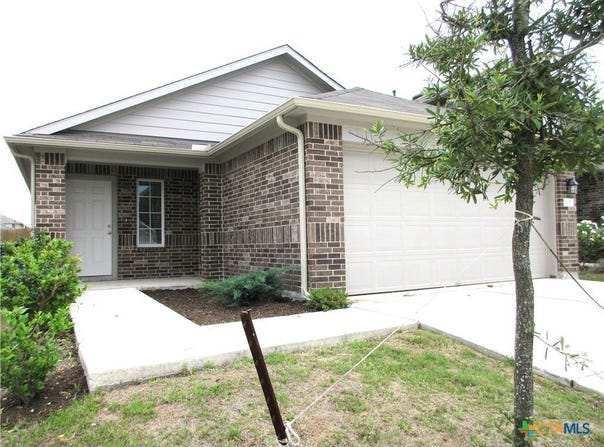 205 Granary Drive, Kyle, TX 78640