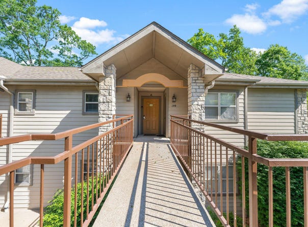 144 Oak Lane, Branson West, MO 65737