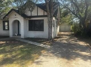 2001 27th Street, Lubbock, TX 79411