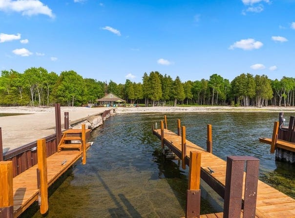 6027 Lady Slipper Rd, Egg Harbor, WI 54209