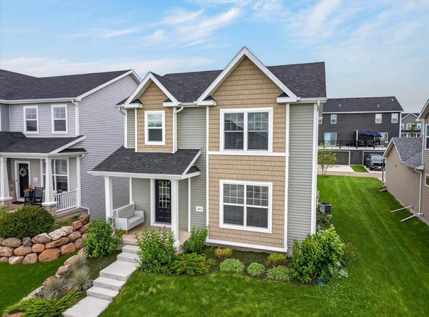 421 Crane Crossing, Waunakee, WI 53597