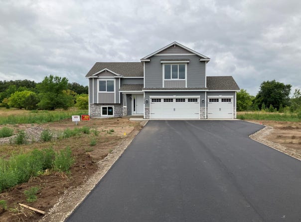 14272 308th Avenue NW, Baldwin Twp, MN 55371