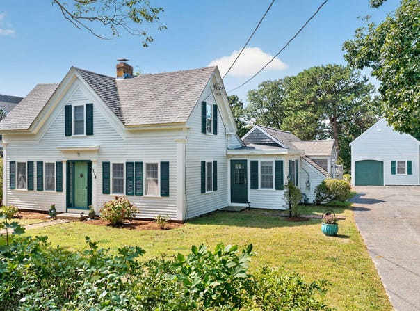 113 Fisk Street, West Dennis, MA 02670