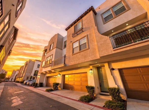 340 Millstream Ct, Santee, CA 92071