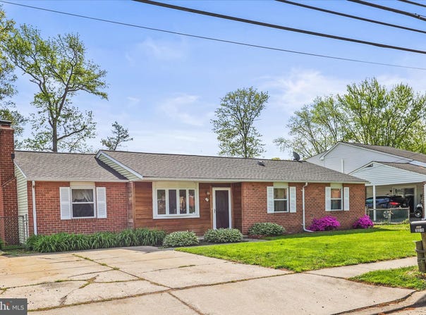 2219 LODGE FARM RD, SPARROWS POINT, MD 21219
