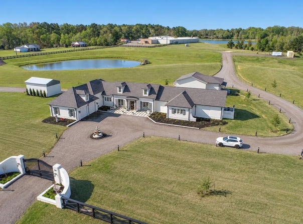 23057 Hwy 6 E, BATESVILLE, MS 38606