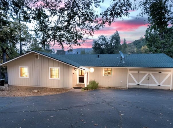 51159 Road 632, OAKHURST, CA 93644