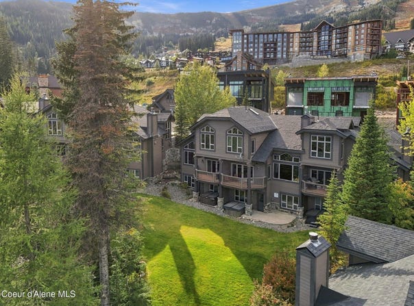 27 The Glades 2C, Sandpoint, ID 83864