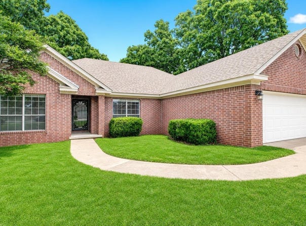 4100 Austin Lakes Circle, Sherwood, AR 72120