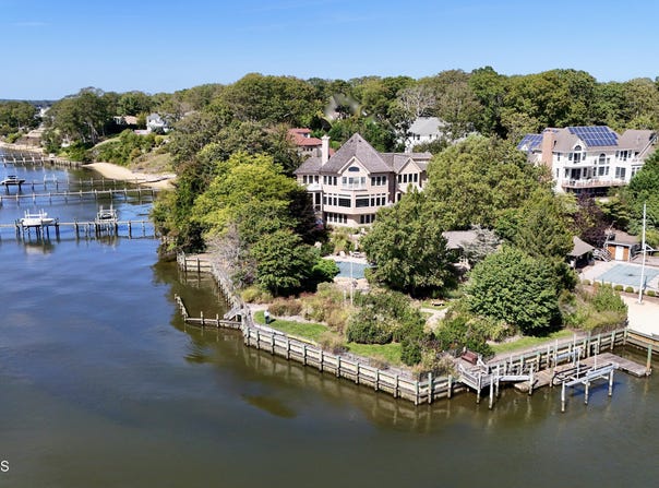 1012 Brainard Place, Brielle, NJ 08730