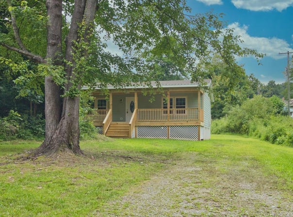87 Dale Avenue, Fieldale, VA 24089