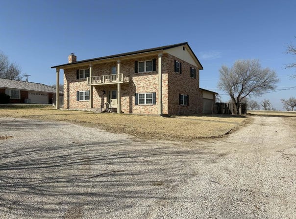 13 Glenbrook Drive, Borger, TX 79007