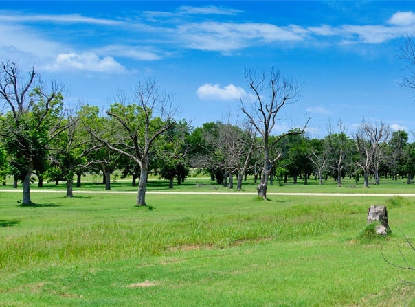 1700 Cirrus Loop, Granbury, TX 76049