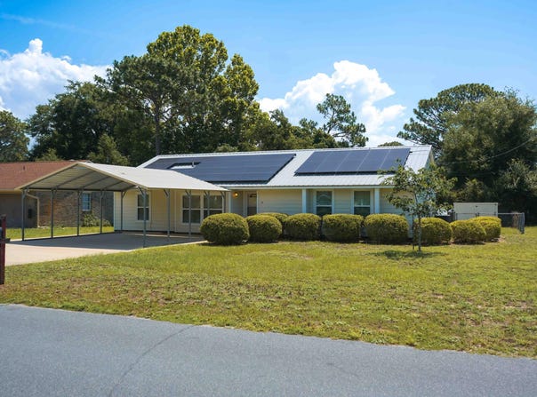74 8Th Street, Shalimar, FL 32579