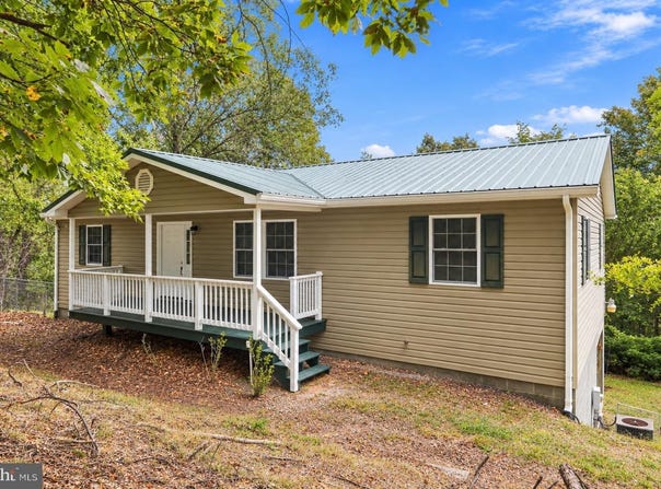 523 PINEPOINTE Drive, KEYSER, WV 26726