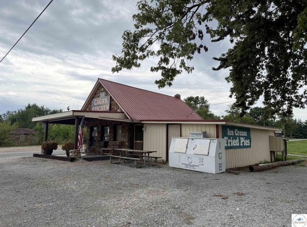 37539 65 Highway, Warsaw, MO 65355