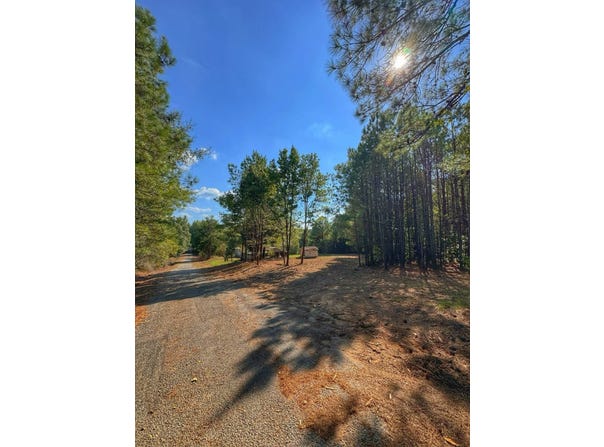 05 Holloway Road, Hamilton, AL 35552