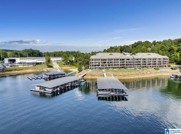 200 COUNTY ROAD 96, CRANE HILL, AL 35053