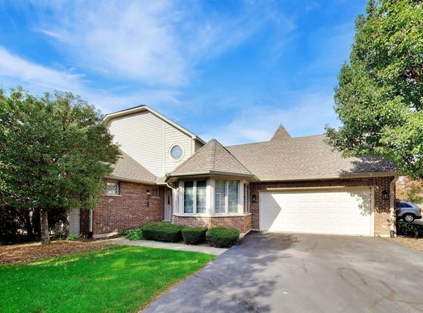 13886 Steepleview Lane, Lemont, IL 60439