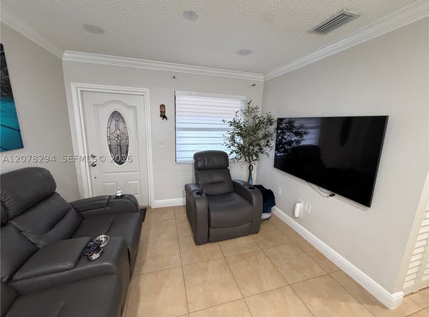 5935 W 26th Ave, Hialeah, FL 33016