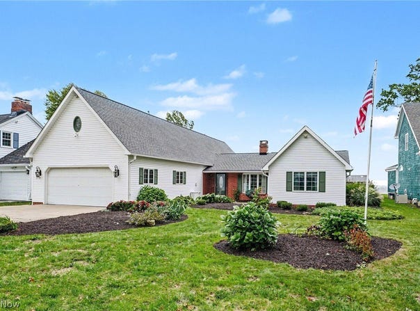 3711 Edgewater Drive, Ashtabula, OH 44004
