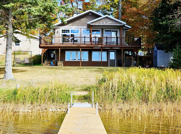 17841 Long Point Rd, Germfask, MI 49836
