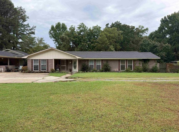 210 Monk Road, White Hall, AR 71602