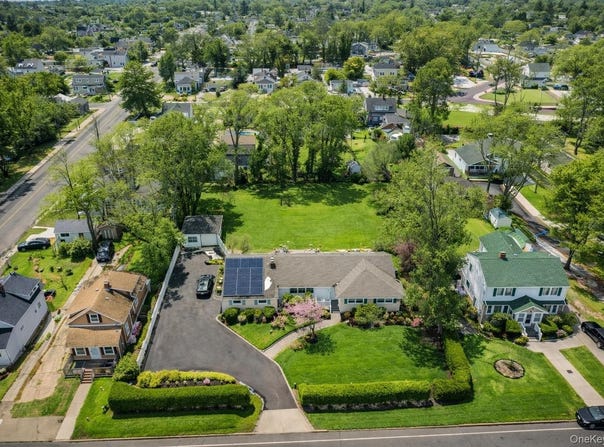 68 Washington Avenue, Patchogue, NY 11772