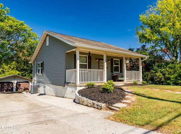 523 E Lincoln Rd, Alcoa, TN 37701
