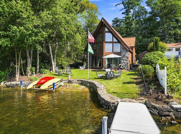 21 Oak Street, Windham, NH 03087