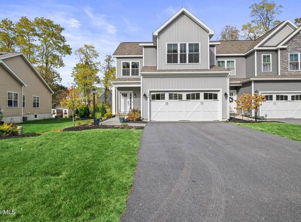 14A Idared Lane, Halfmoon, NY 12065