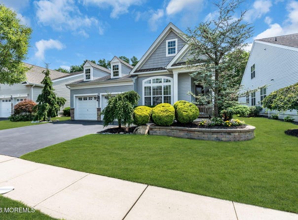 65 Arborridge Drive, Forked River, NJ 08731