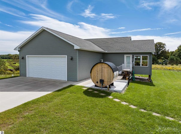 5700 Stillwagon Road, Gladwin, MI 48624