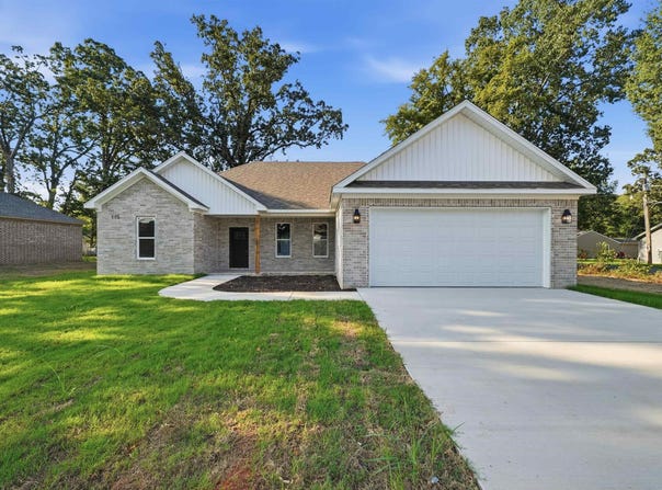 115 Kayla Lane, Lonoke, AR 72086