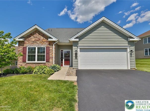 5424 Traditions, Upper Saucon Twp, PA 18036