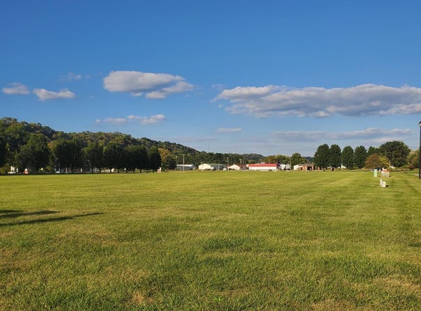 Packet Boulevard lot: 27, Vevay, IN 47043