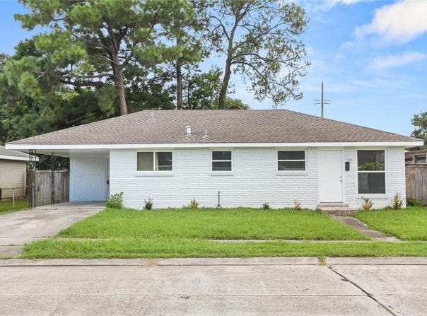 564 DEERFIELD Road, Gretna, LA 70056