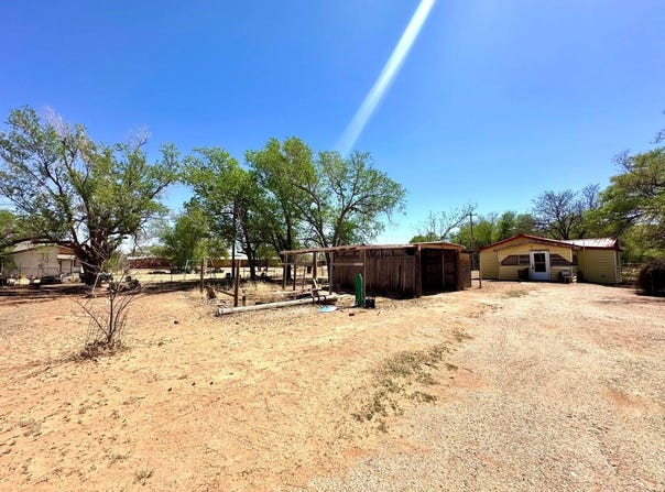 1313 S 3rd Street, Tahoka, TX 79373