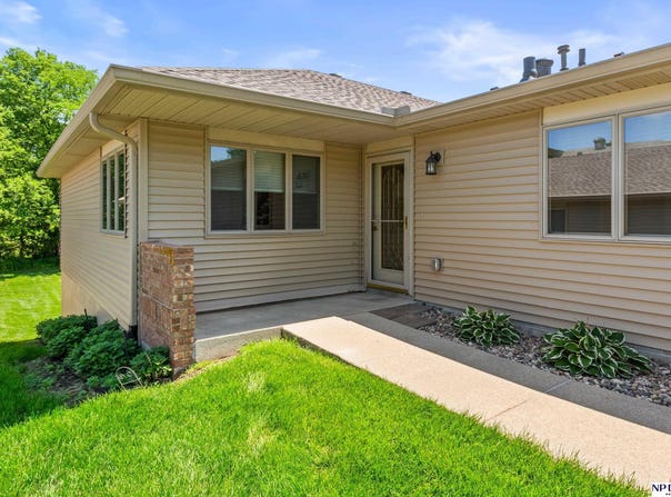 860 Southfork Road, Blair, NE 68008