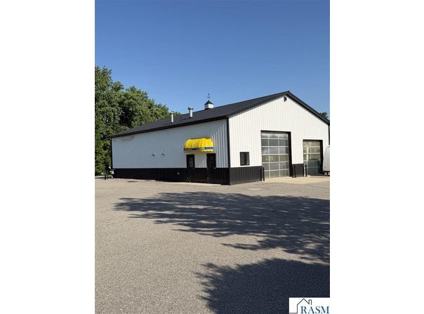 406 W State Hwy 60, Elysian, MN 56028