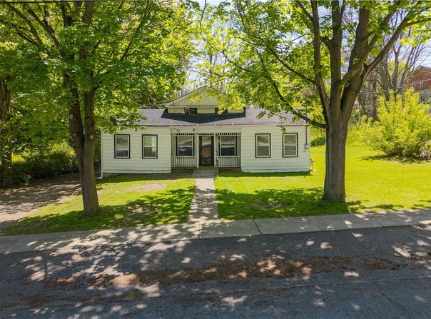 5 Monier Street, Naples, NY 14512