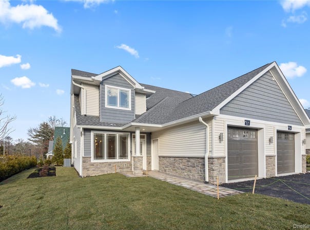 19 Dessau Circle, Spring Valley, NY 10977