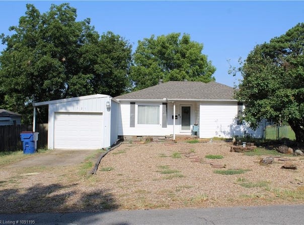 1521 N 35th ST, Fort Smith, AR 72904