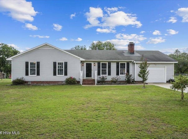 2565 Irvin Drive, Kinston, NC 28504