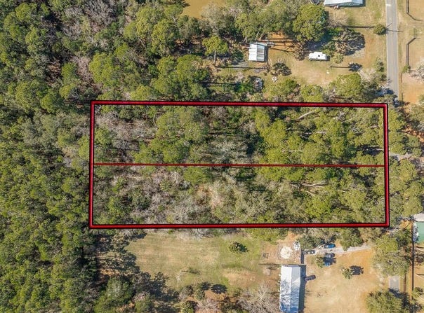 34 Gibson Rd, Apalachicola, FL 32320